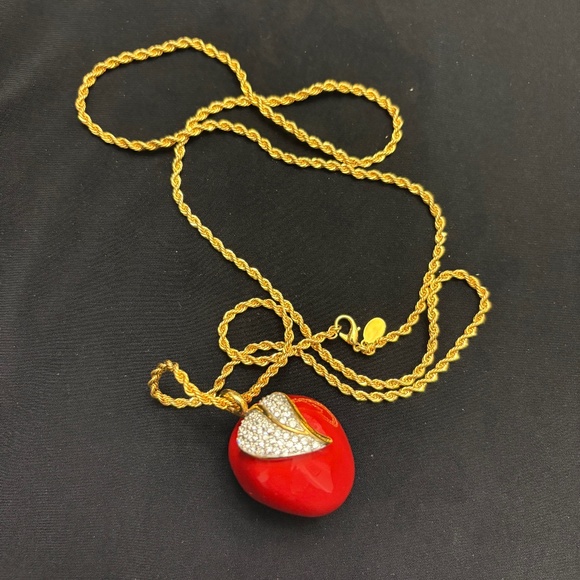 neckless - Picture 1 of 2